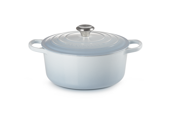 Le Creuset Cast Iron Signature Round Casserole 26cm Coastal BlueCoastal Blue image number 1